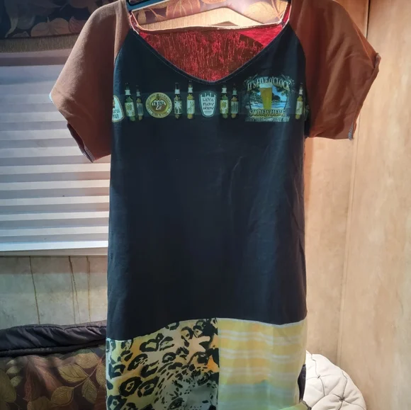 Women's small dress. - Picture 1 of 6
